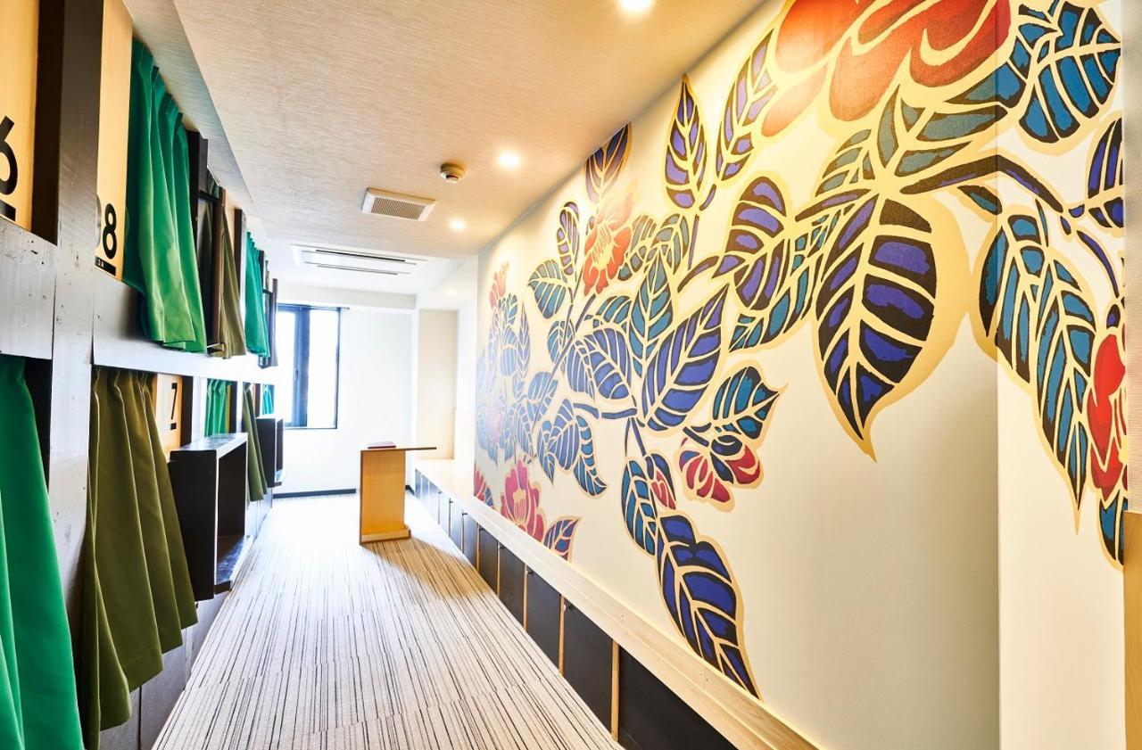 Grand-rem Hostel *
